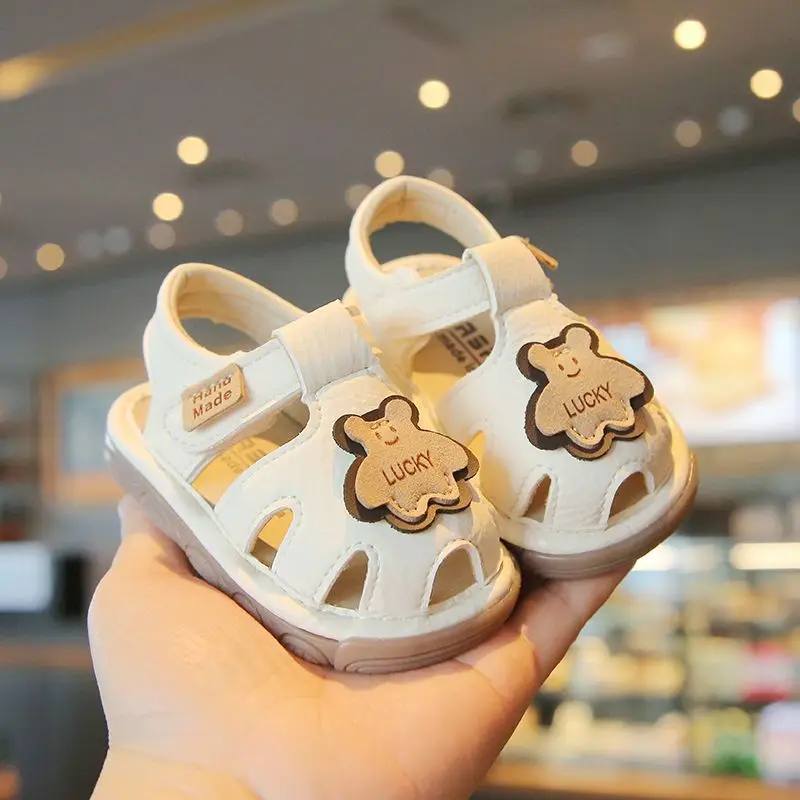 Baby Beach Shoes T-strap Soft Sole Kids Casual Shoes Hollowed-out Breathable 2026 Summer New Children Walking Shoes Non-slip
Baby Beach Shoes T-strap Soft Sole Kids Casual Shoes Hollowed-out Breathable 2026 Summer New Children Walking Shoes Non-slip