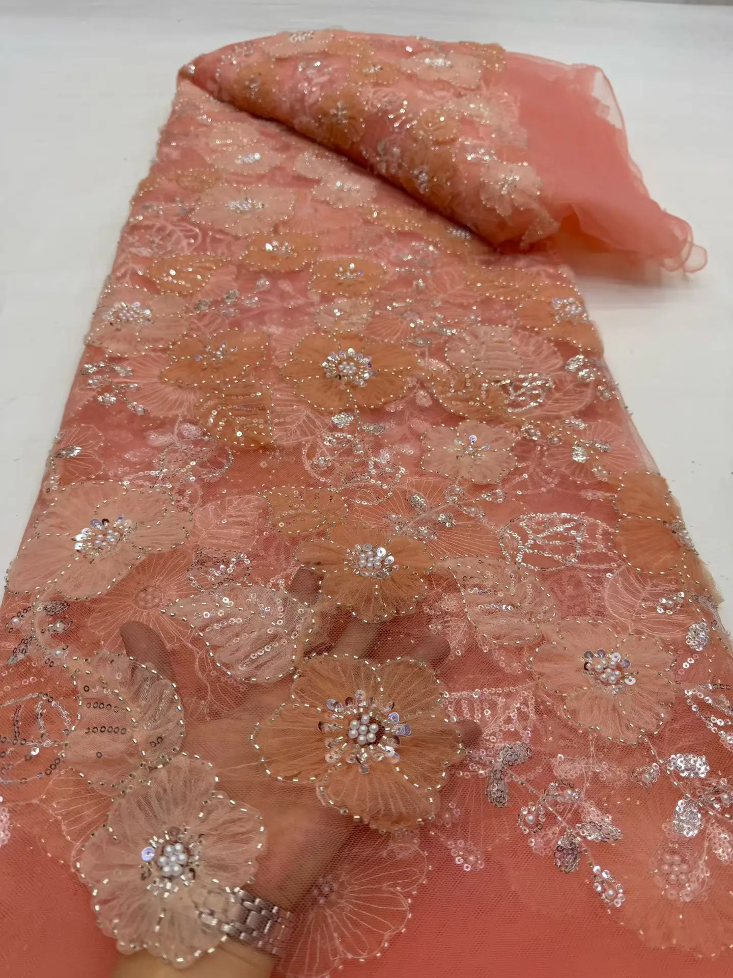 Latest 2026 African Nigerian High-Quality Tulle Lace Fabric with Embroidery 5 Yards for Prom Dresses Sequin Sewing DP0520
Latest 2026 African Nigerian High-Quality Tulle Lace Fabric with Embroidery 5 Yards for Prom Dresses Sequin Sewing DP0520