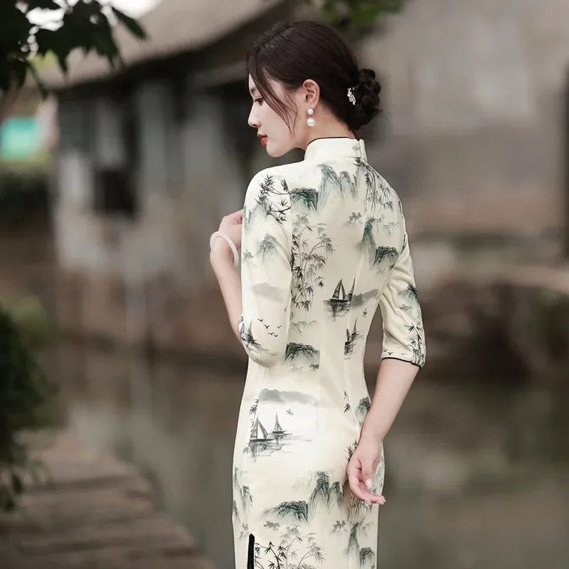 Yourqipao весеннее улучшенное Cheongsam с рукавами пять четвертей, тушью, ретро-модное вечернее платье Qipao в китайском стиле для женщин
Yourqipao весеннее улучшенное Cheongsam с рукавами пять четвертей, тушью, ретро-модное вечернее платье Qipao в китайском стиле для женщин