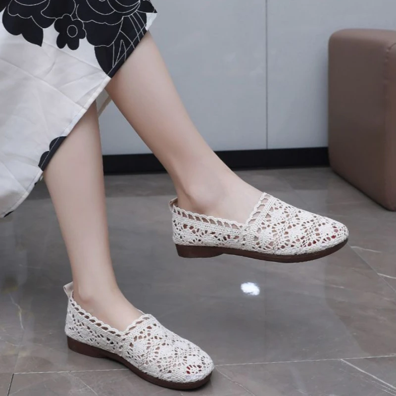 Summer Essential Women's Openwork Canvas Mesh Flat Casual Shoes Lightweight Breathable Comfortable for Outdoor Mom Daily Use
Summer Essential Women's Openwork Canvas Mesh Flat Casual Shoes Lightweight Breathable Comfortable for Outdoor Mom Daily Use