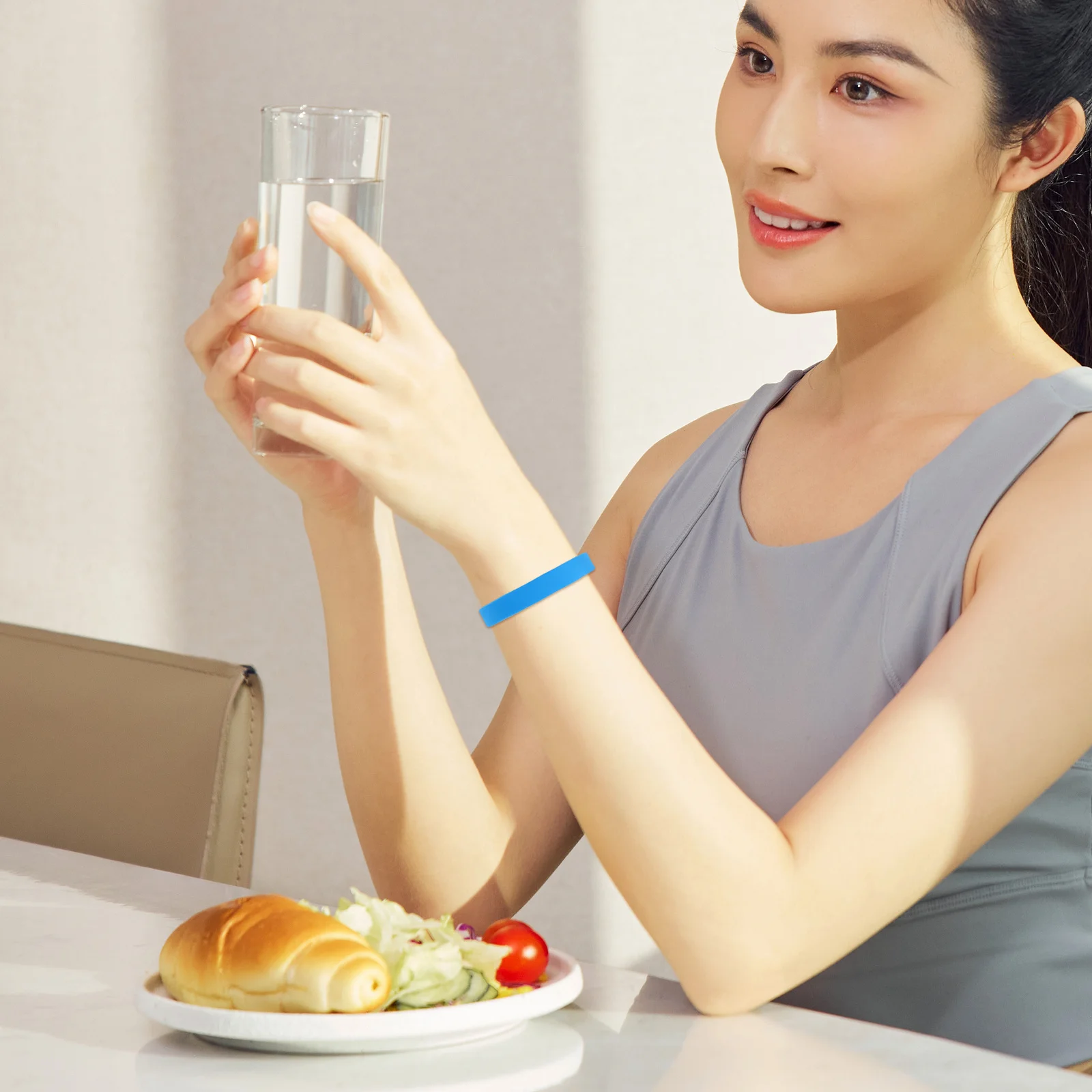 50pcs Silicone Stretchable Bracelets Skin-Friendly Wristbands For Party Bridal Shower Retro Theme Events Comfortable Elastic
50pcs Silicone Stretchable Bracelets Skin-Friendly Wristbands For Party Bridal Shower Retro Theme Events Comfortable Elastic