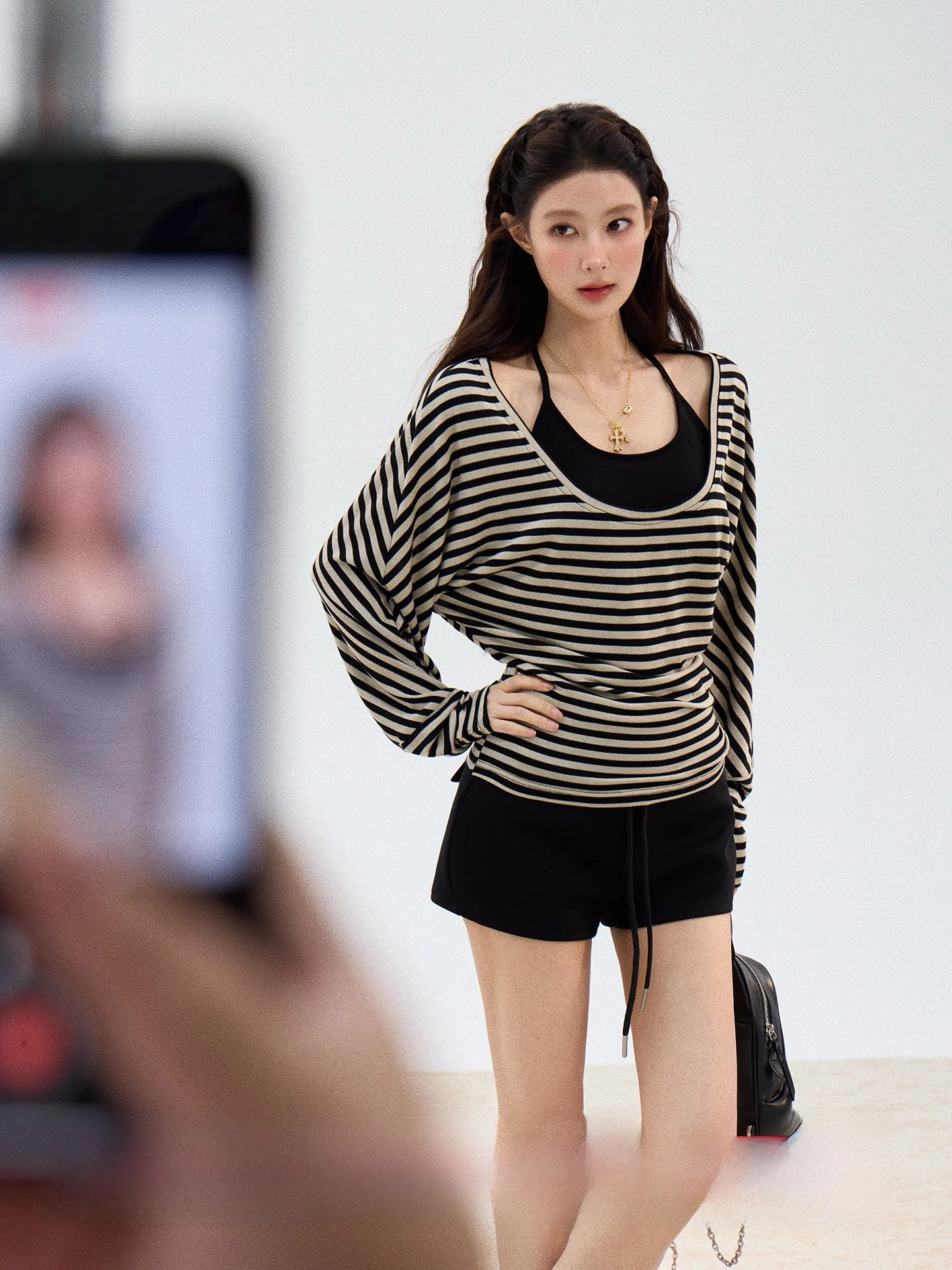 Женские повседневные брюки Exaant с эластичной талией и шнурком, облегающие, весенние, новые, модные, универсальные, утягивающие, короткие брюки
Женские повседневные брюки Exaant с эластичной талией и шнурком, облегающие, весенние, новые, модные, универсальные, утягивающие, короткие брюки