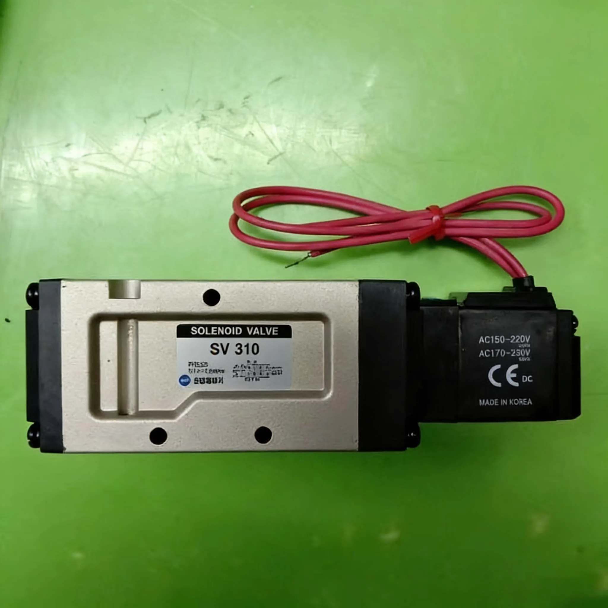 Solenoid Valve Sv310 Press 0.15-0.9Mpa 21-26Vdc Brand Sym Printing Machine Parts
Solenoid Valve Sv310 Press 0.15-0.9Mpa 21-26Vdc Brand Sym Printing Machine Parts