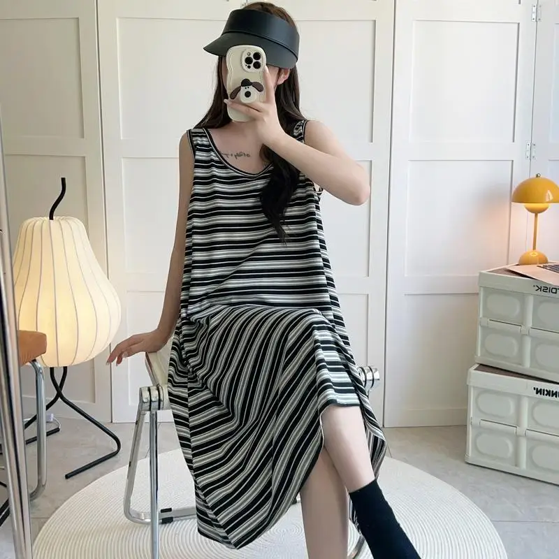 Sleeveless Striped Contrast Patchwork Casual T Shirt Dress New Women Clothing Summer Thin Loose Lazy Style Dresses Fashion Trend
Sleeveless Striped Contrast Patchwork Casual T Shirt Dress New Women Clothing Summer Thin Loose Lazy Style Dresses Fashion Trend