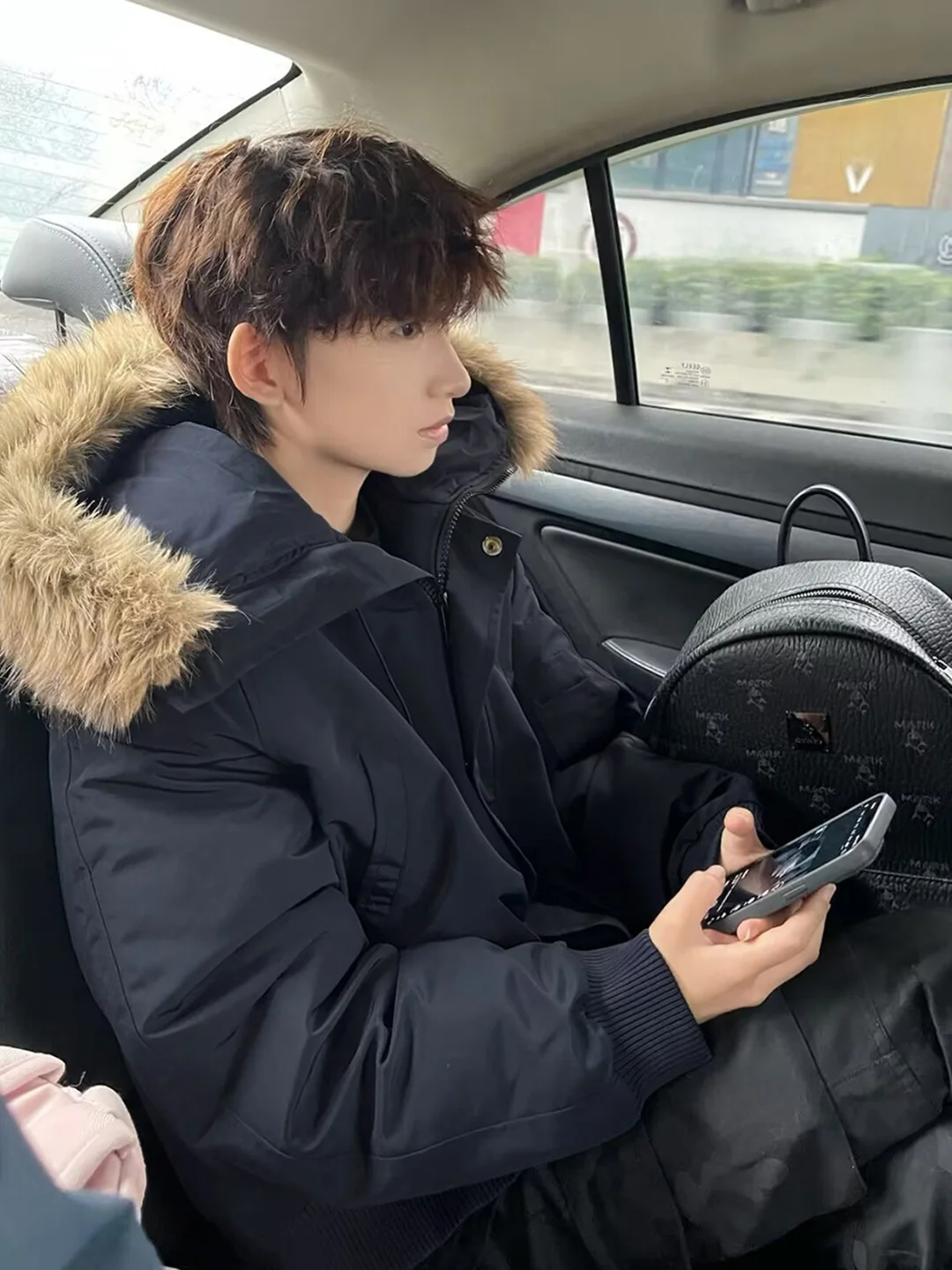 Мужская зимняя парка с большим меховым воротником в тибетском стиле, американский уличный стиль, хлопковое пальто Mountain Eagle Cleanfit
Мужская зимняя парка с большим меховым воротником в тибетском стиле, американский уличный стиль, хлопковое пальто Mountain Eagle Cleanfit