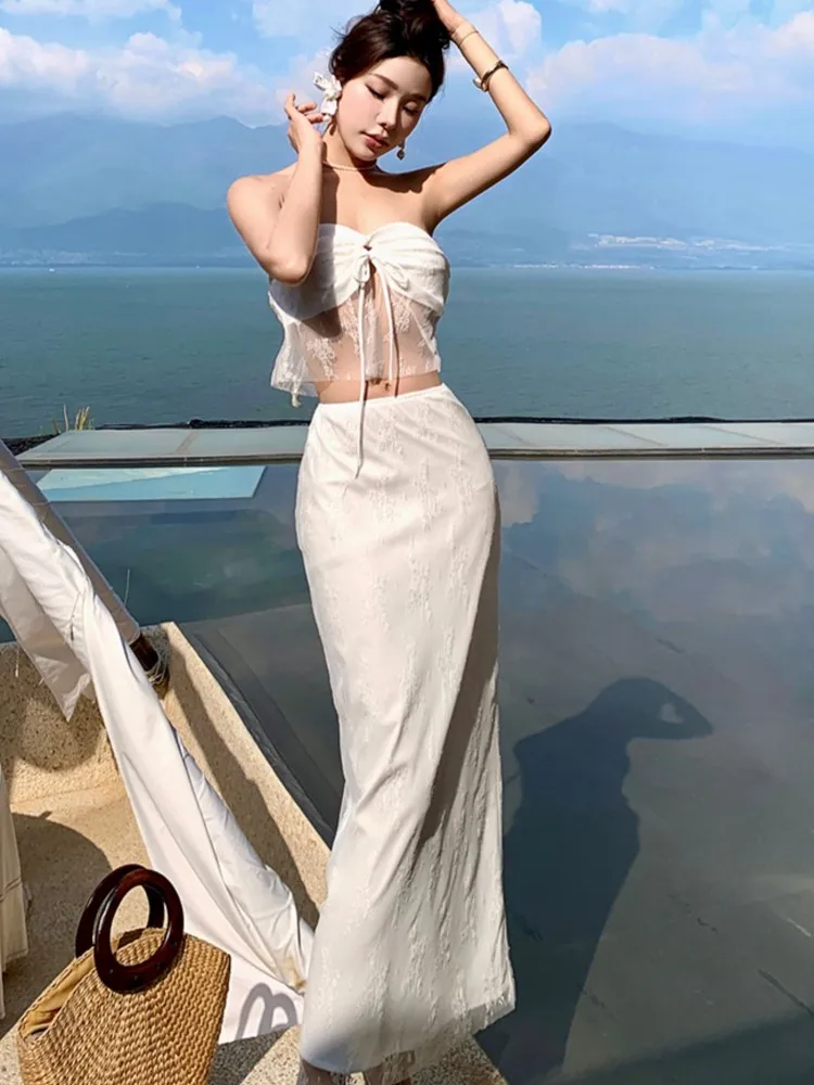 Elegant White Skirt Suits Sexy Strapless Lace Patchwork Top + Slim Straight Long Skirt Womens Two Pieces Set Female Clothing New
Elegant White Skirt Suits Sexy Strapless Lace Patchwork Top + Slim Straight Long Skirt Womens Two Pieces Set Female Clothing New