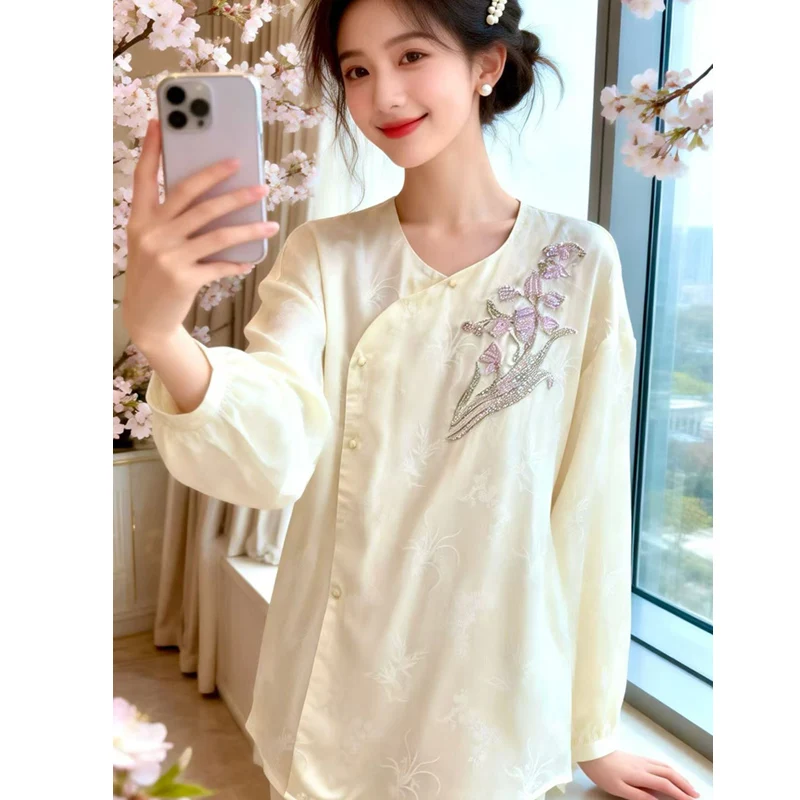 High-end Spring Summer Beading Silk Top New Chinese Style Top Women's O-Neck Flowers Loose Blouse Shirt S-XXL
High-end Spring Summer Beading Silk Top New Chinese Style Top Women's O-Neck Flowers Loose Blouse Shirt S-XXL
