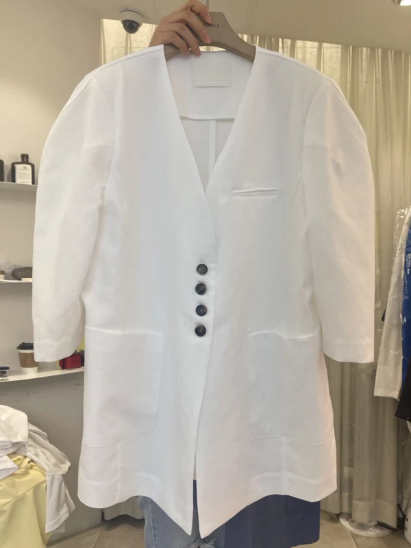 SuperAen V-neck Cotton and Linen Suit Jacket for Women Summer New Oversize Three Quarter Sleeve Coats
SuperAen V-neck Cotton and Linen Suit Jacket for Women Summer New Oversize Three Quarter Sleeve Coats