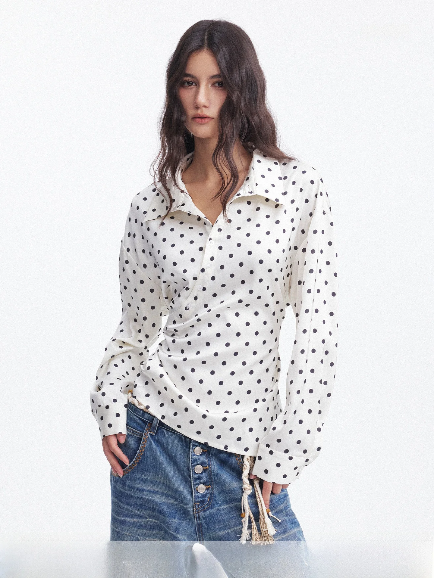 Женская блузка SEGI Original Design с плиссировкой в горошек, регулируемой талией, повседневная, с длинным рукавом, стандартный крой, полиэстер
Женская блузка SEGI Original Design с плиссировкой в горошек, регулируемой талией, повседневная, с длинным рукавом, стандартный крой, полиэстер