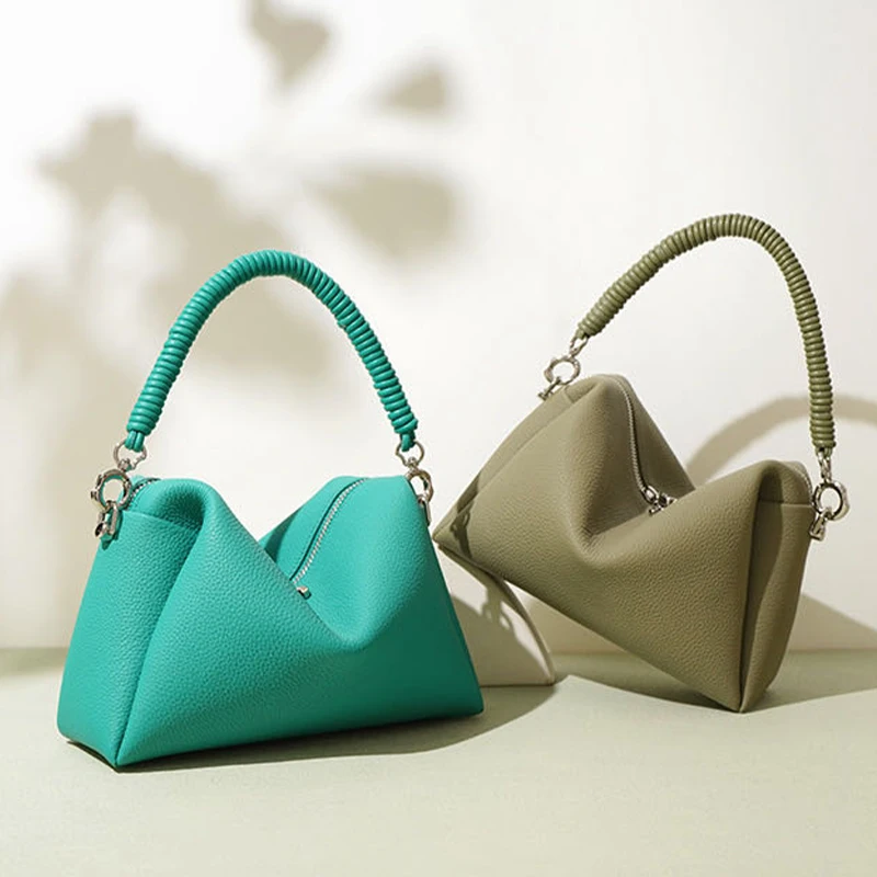 Luxury women's bag rope leather handbag high-end small shoulder messenger bag elegant wallet clutch braided handbag
Luxury women's bag rope leather handbag high-end small shoulder messenger bag elegant wallet clutch braided handbag