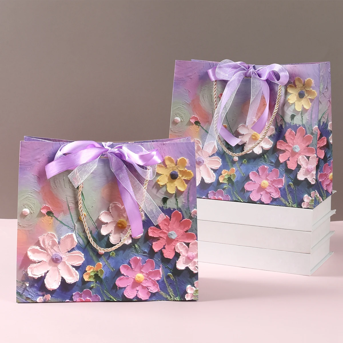 Oil Painting Gift Bag Handle Colored Paper Bags Birthday Party Favors Gift Packaging Bag Oil Painting Flower Wedding Party Decor
Oil Painting Gift Bag Handle Colored Paper Bags Birthday Party Favors Gift Packaging Bag Oil Painting Flower Wedding Party Decor