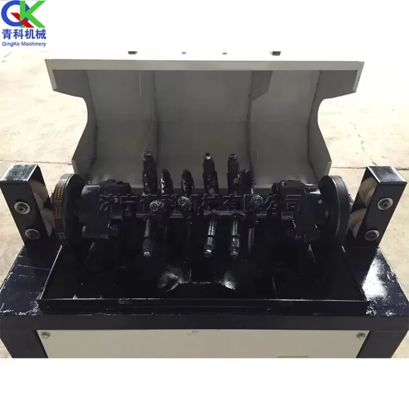 Nick Hot selling steel bar rust removal machine waste steel bar rust removal equipment high-pressure polishing machine
Nick Hot selling steel bar rust removal machine waste steel bar rust removal equipment high-pressure polishing machine