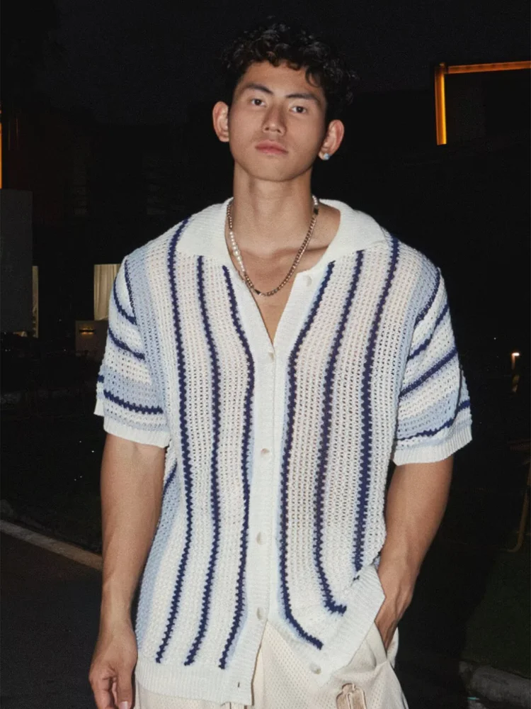 2025 Summer POLO Shirt Island Vacation Beach Stripe Open Cardigan Short Sleeve T-shirt Men's Summer Ice Silk Hollow Loose
2025 Summer POLO Shirt Island Vacation Beach Stripe Open Cardigan Short Sleeve T-shirt Men's Summer Ice Silk Hollow Loose