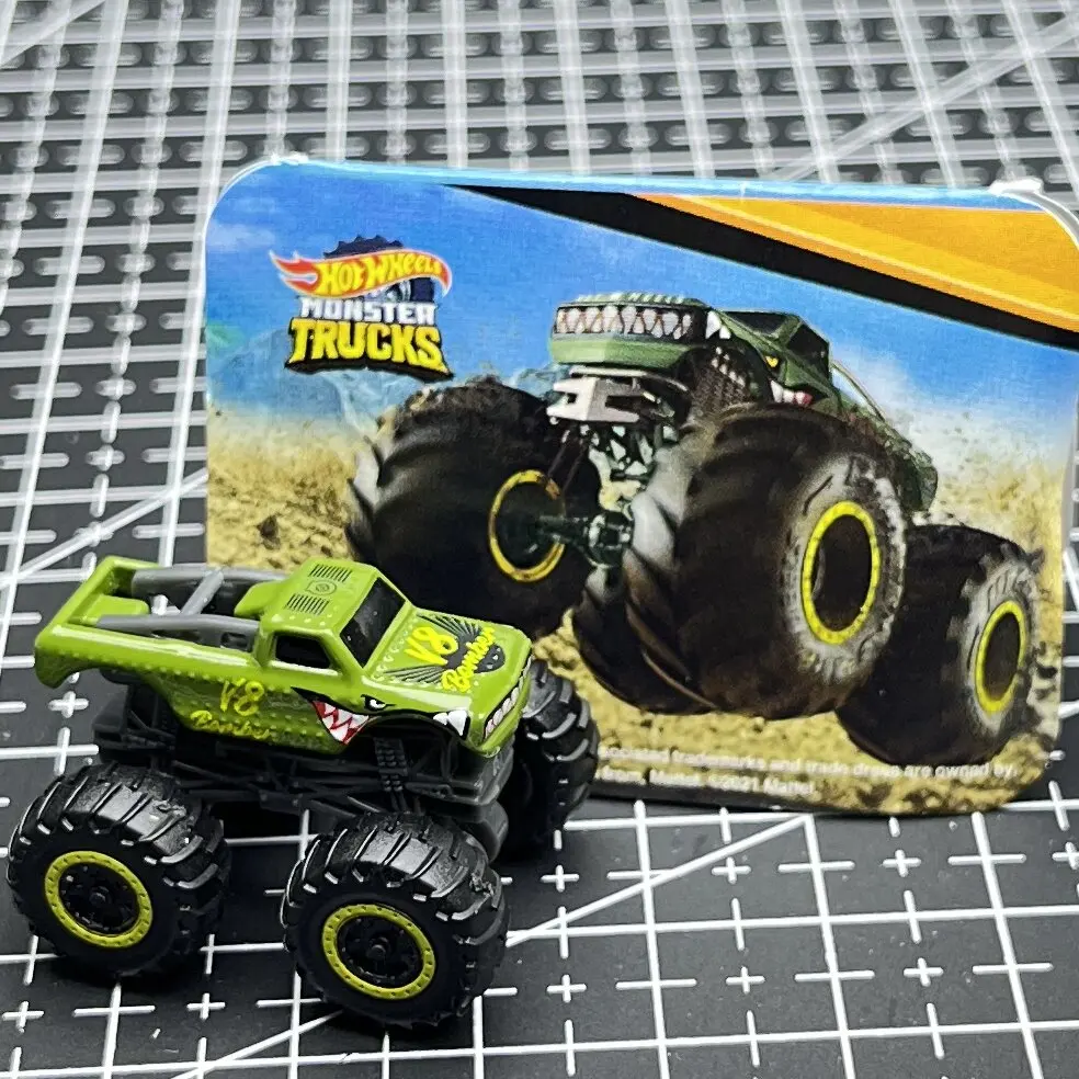 Hot Wheels World's Smallest Monster Trucks Alloy Die Cast Mini Vehicle Models Collectible Play Toys For Kids Boys Birthday Gift
Hot Wheels World's Smallest Monster Trucks Alloy Die Cast Mini Vehicle Models Collectible Play Toys For Kids Boys Birthday Gift