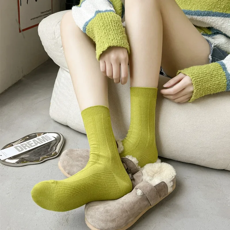 Women'S Stockings Couple Socks Solid Color Cotton Socks Casual All-Match Sports Unisex White Mid-Tube Stockings For Women
Women'S Stockings Couple Socks Solid Color Cotton Socks Casual All-Match Sports Unisex White Mid-Tube Stockings For Women