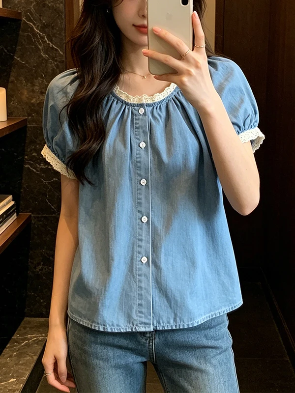 plus Size Women's Blue Lace Trimmed Denim Short Sleeve Shirt Summer New Style 2026 Retro Bubble Sleeve Versatile Top
plus Size Women's Blue Lace Trimmed Denim Short Sleeve Shirt Summer New Style 2026 Retro Bubble Sleeve Versatile Top