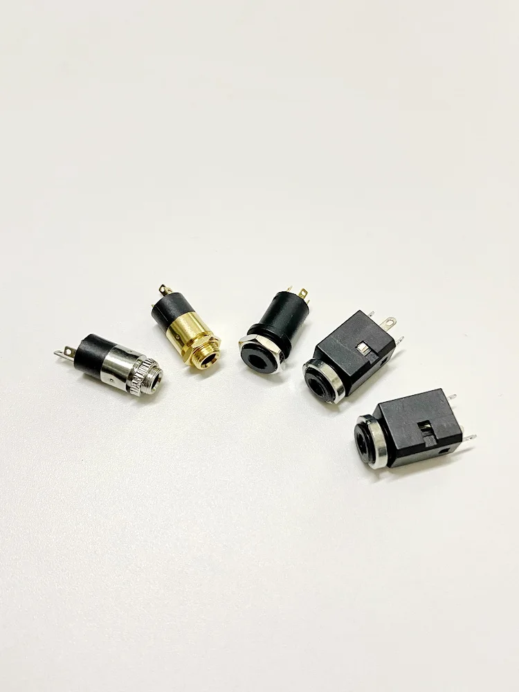 Internal Hole 3.5mm Dual Channel Panel Mount Nut Fixed Type Connector Headphone Jack Signal Transmission Interface Audio Socket
Internal Hole 3.5mm Dual Channel Panel Mount Nut Fixed Type Connector Headphone Jack Signal Transmission Interface Audio Socket