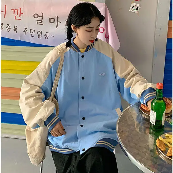 Джинсовые куртки, популярная корейская женская одежда, зимняя теплая стеганая верхняя одежда на подкладке, толстая повседневная женская короткая одежда с отложным воротником
Джинсовые куртки, популярная корейская женская одежда, зимняя теплая стеганая верхняя одежда на подкладке, толстая повседневная женская короткая одежда с отложным воротником