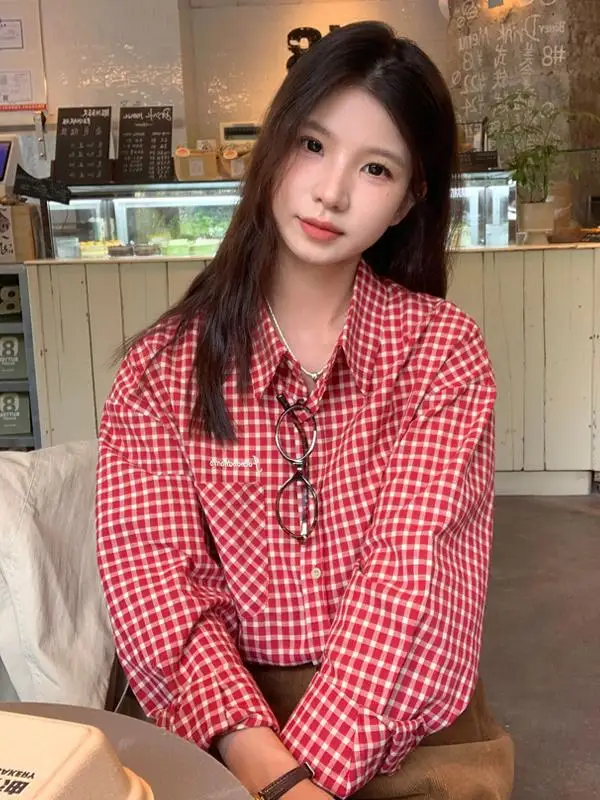 Women's Plaid Shirt Spring Autumn New Korean Style Casual Loose Casual Versatile Korean Style Button Pocket Polyester Fiber
Women's Plaid Shirt Spring Autumn New Korean Style Casual Loose Casual Versatile Korean Style Button Pocket Polyester Fiber