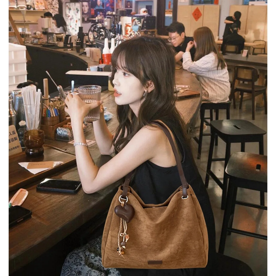 Ретро-коричневая сумка-тоут женская, новая коллекция осень-зима 2025, люксовая, уникальная, высококачественная, наплечная сумка (не модель Colion)
Ретро-коричневая сумка-тоут женская, новая коллекция осень-зима 2025, люксовая, уникальная, высококачественная, наплечная сумка (не модель Colion)