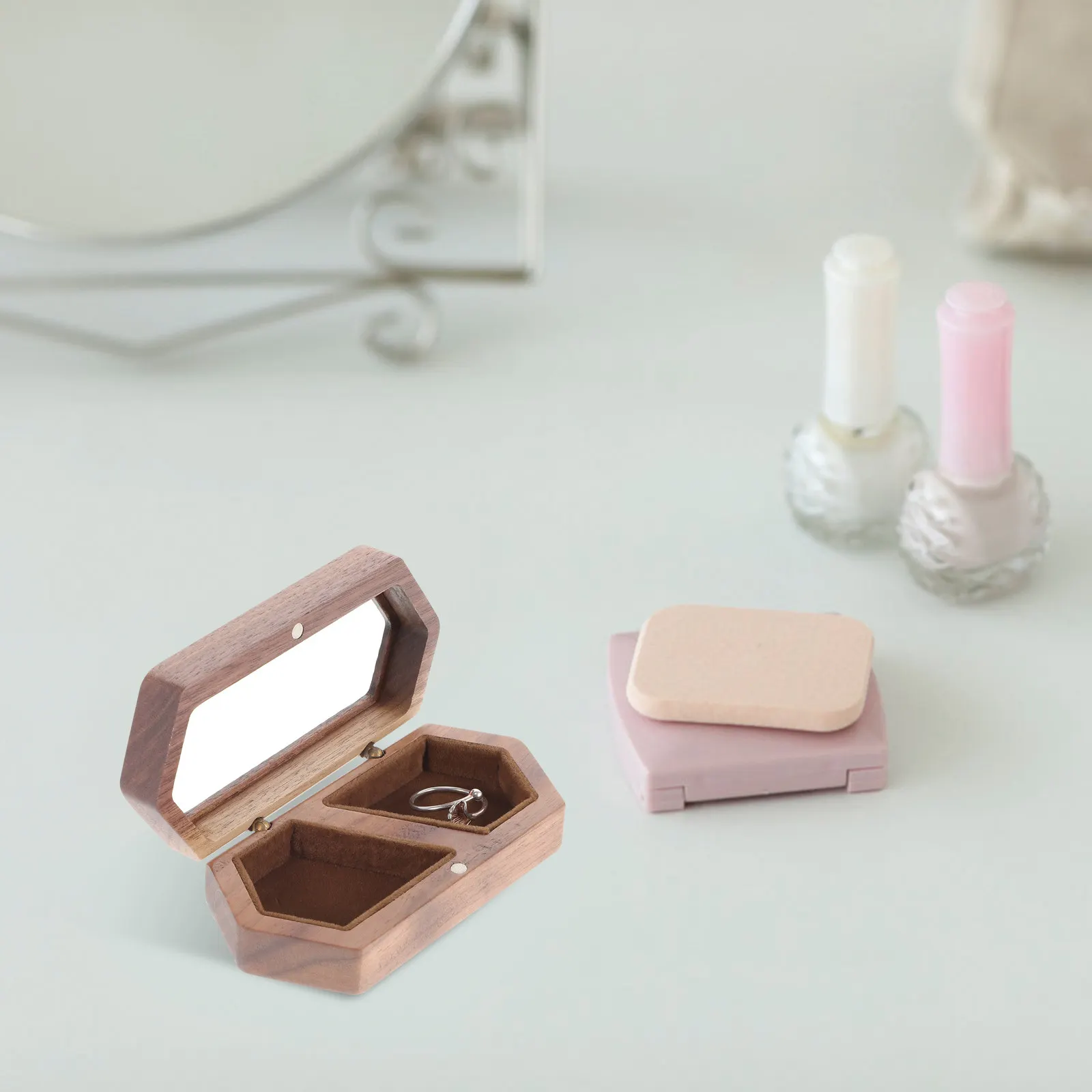 Wooden Jewelry Box Retro Magnetic Closure Storage Case For Ring Necklace Earrings Gift Organizer Vintage Decorative Travel Size
Wooden Jewelry Box Retro Magnetic Closure Storage Case For Ring Necklace Earrings Gift Organizer Vintage Decorative Travel Size