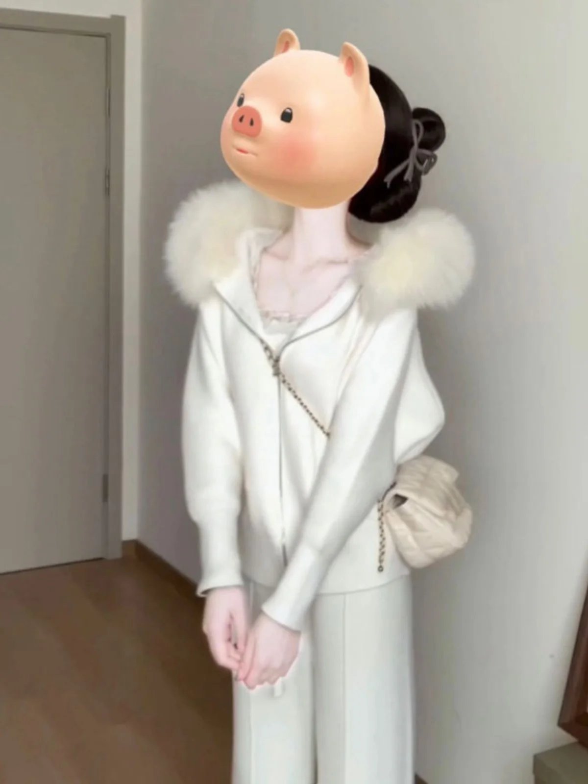 Корейский стиль: вязаная кофта-кардиган с большим меховым воротником для женщин, весенняя, приталенная, с длинными рукавами, на молнии, с карманами
Корейский стиль: вязаная кофта-кардиган с большим меховым воротником для женщин, весенняя, приталенная, с длинными рукавами, на молнии, с карманами