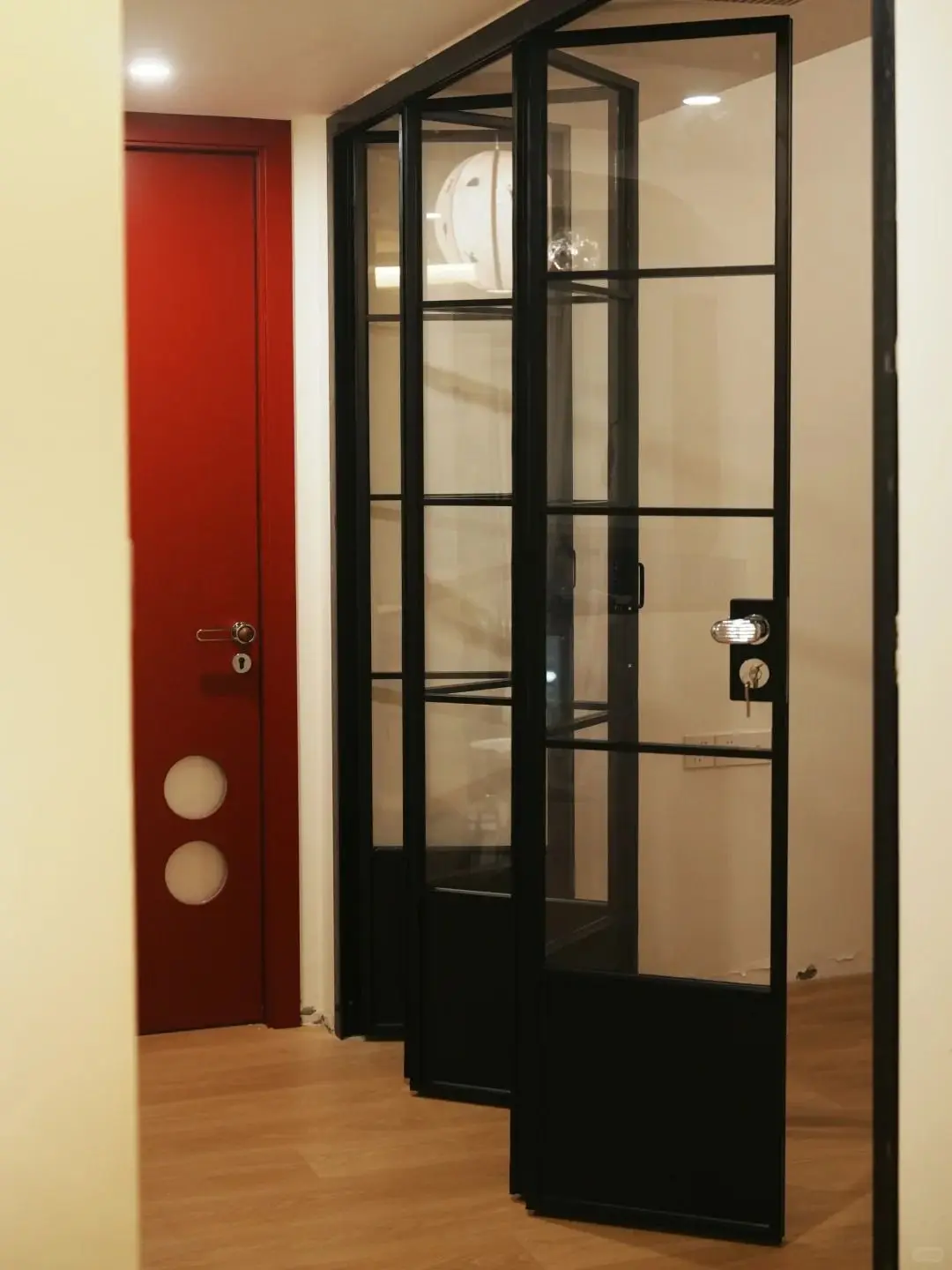 Easy Installation Feature Stacking Door Customizable Colors and Sizes Bifold Doors Indoor Hidden Track Design Folding Doors
Easy Installation Feature Stacking Door Customizable Colors and Sizes Bifold Doors Indoor Hidden Track Design Folding Doors