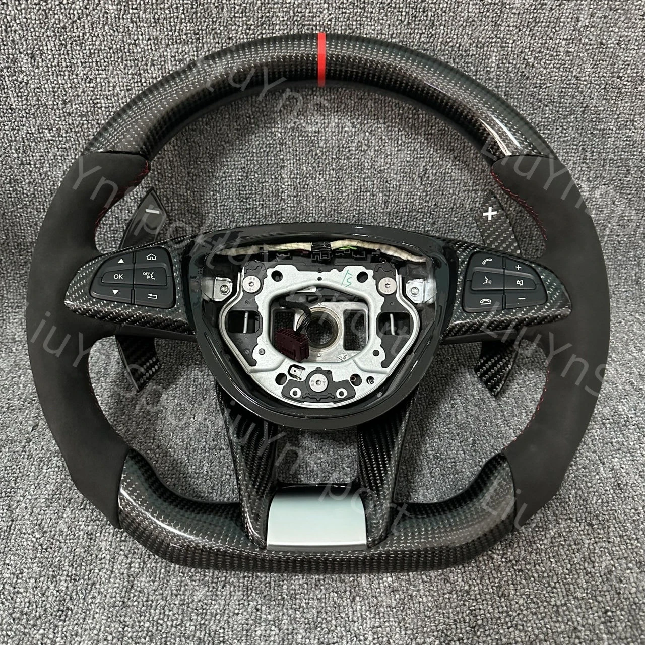 Carbon Fiber Steering Wheel W/Carbon Frame Fit for Mercedes-Benz AMG GT S65 E63 C43 C53 C63 S63 W205 W204 CLA CLS SL63 CLS 15-18
Carbon Fiber Steering Wheel W/Carbon Frame Fit for Mercedes-Benz AMG GT S65 E63 C43 C53 C63 S63 W205 W204 CLA CLS SL63 CLS 15-18