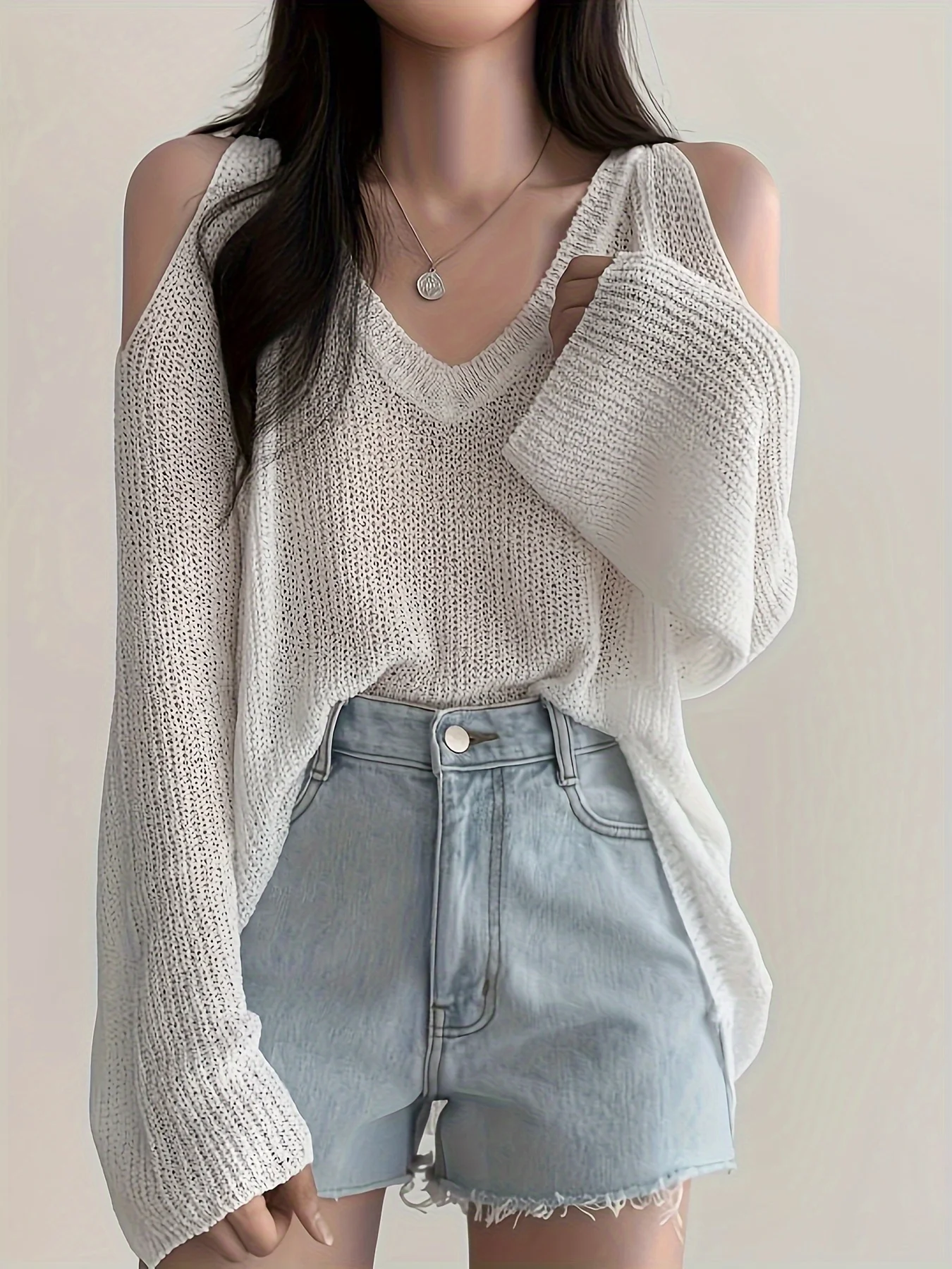 2000S Vitality Cut Knitted Sweater - Soft, Long sleeved, V-neck, Solid Color, Fashionable Y2K Style, Suitable for Women, Perfect
2000S Vitality Cut Knitted Sweater - Soft, Long sleeved, V-neck, Solid Color, Fashionable Y2K Style, Suitable for Women, Perfect