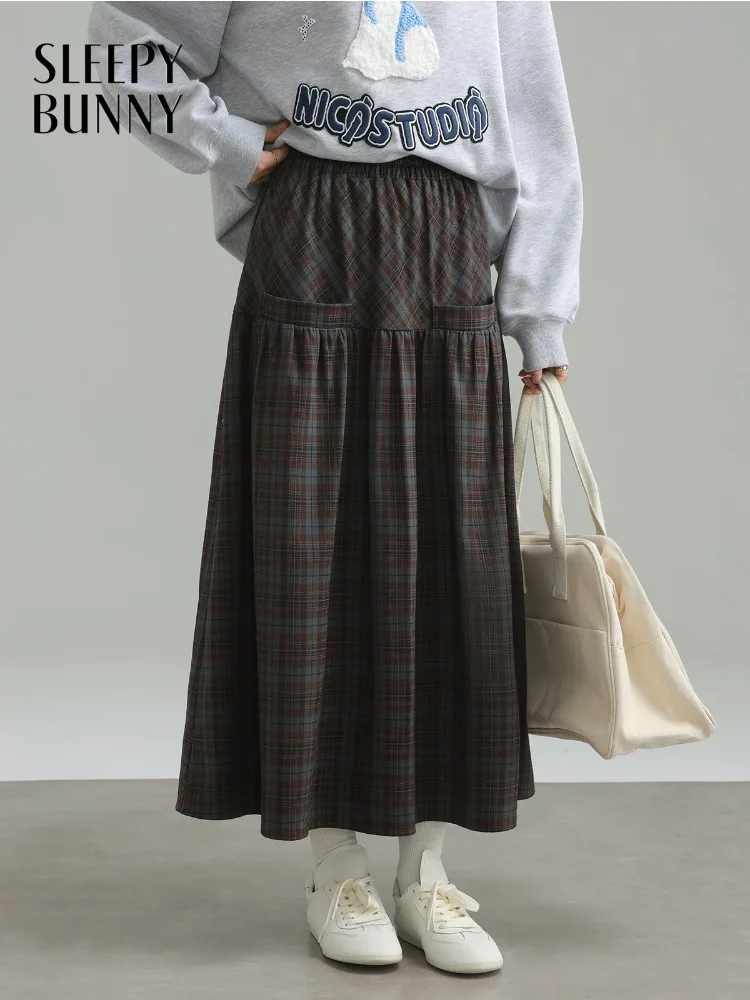 Preppy Plaid High Waist Skirt Elastic Waist A-Line Midi Skirt Autumn Swing Flared Skirt for Women Petite Slimming Casual Outfit
Preppy Plaid High Waist Skirt Elastic Waist A-Line Midi Skirt Autumn Swing Flared Skirt for Women Petite Slimming Casual Outfit