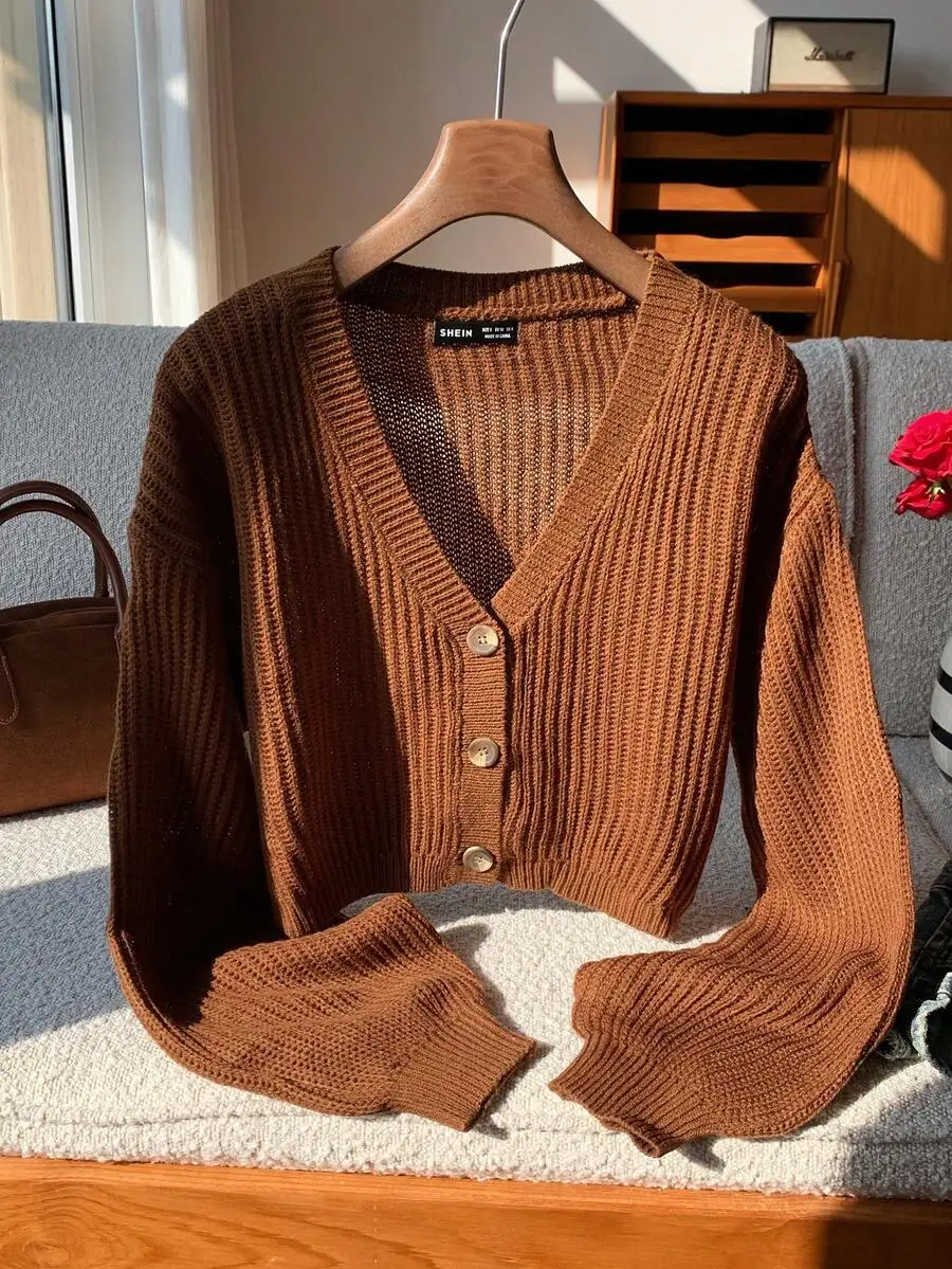 Rib Knit V-Neck Lantern Sleeve Button Front Cardigan Casual Long Sleeve Sweater Autumn Winter
Rib Knit V-Neck Lantern Sleeve Button Front Cardigan Casual Long Sleeve Sweater Autumn Winter
