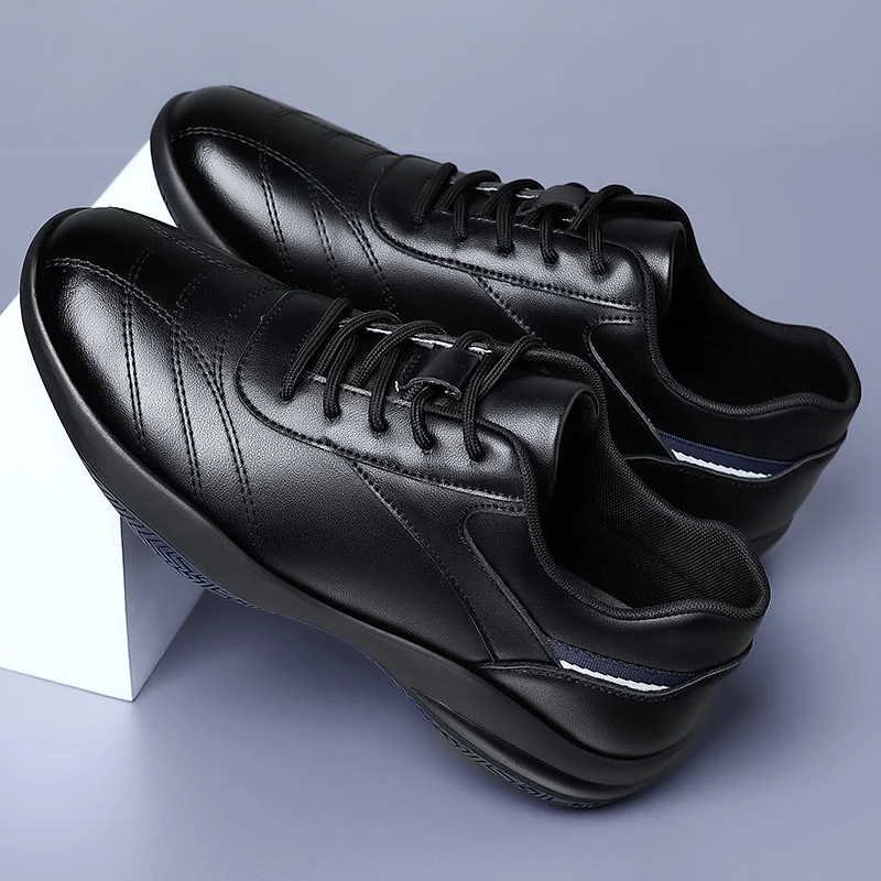 New Shoes for Men Genuine Leather Casual Shoes Trend Leisure Sport Shoes Youth Street Fashion Cow Leather Sneakers
New Shoes for Men Genuine Leather Casual Shoes Trend Leisure Sport Shoes Youth Street Fashion Cow Leather Sneakers