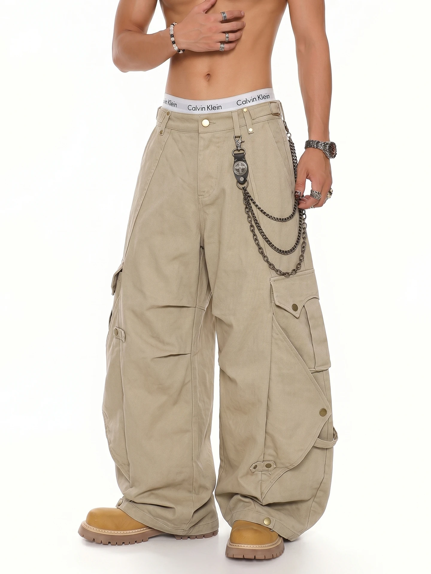 BETEBULE American Style Streetwear Casual Pants Men Summer New Loose Handsome Knife Pocket Design Deconstructed Trousers
BETEBULE American Style Streetwear Casual Pants Men Summer New Loose Handsome Knife Pocket Design Deconstructed Trousers