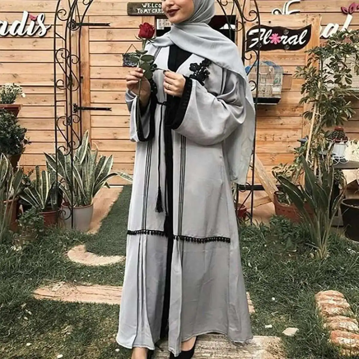 Muslim Fashion Cardigan Slim Fitting Embroidered Lace Up Robe 1584 Long Dress Robe Abaya Ramadan Dubai Luxury Islam Elegant
Muslim Fashion Cardigan Slim Fitting Embroidered Lace Up Robe 1584 Long Dress Robe Abaya Ramadan Dubai Luxury Islam Elegant