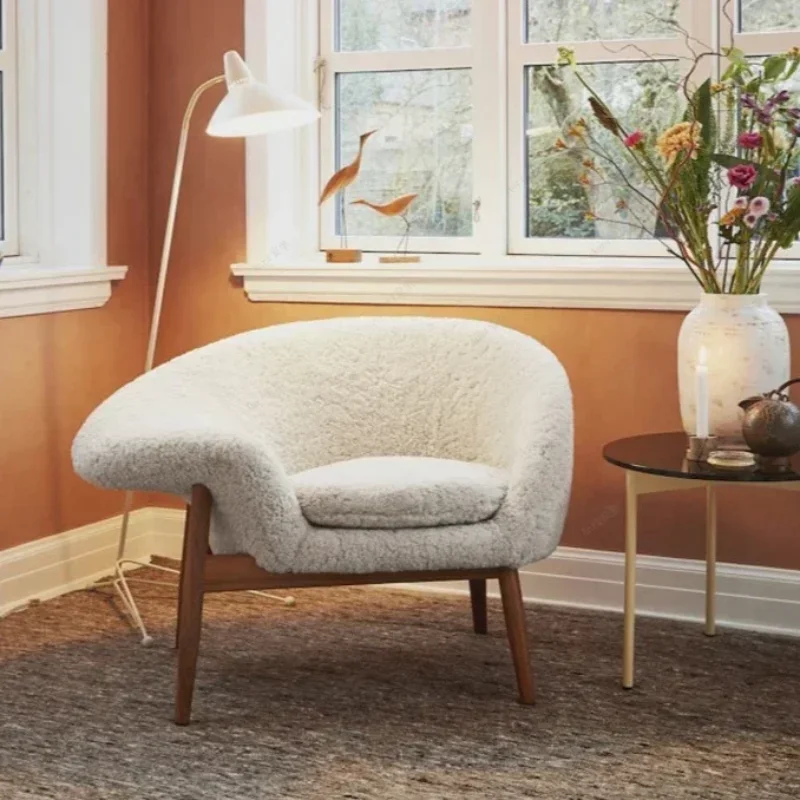 Warm Nordic Fried Egg Lounge Chair Unique Design with Asymmetrical Shapes for Ultimate Comfort
Warm Nordic Fried Egg Lounge Chair Unique Design with Asymmetrical Shapes for Ultimate Comfort