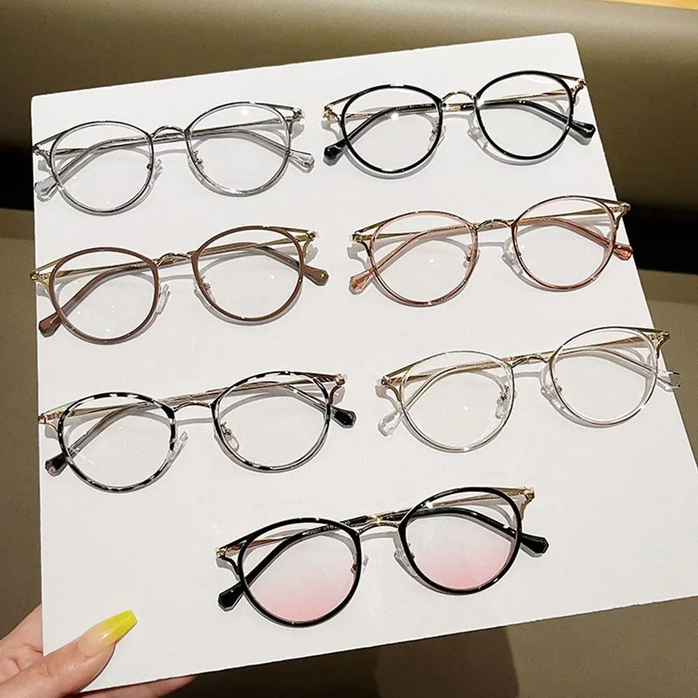 Office Portable Eye Protection Computer Goggles Oversized Eyeglasses Anti-Blue Light Glasses Ultra Light Frame
Office Portable Eye Protection Computer Goggles Oversized Eyeglasses Anti-Blue Light Glasses Ultra Light Frame