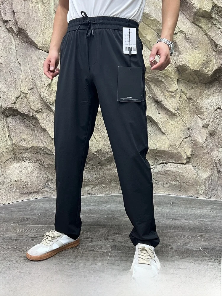 Quick Dry Breathable Ice Silk Straight Leg Elastic Waist Casual Pants Men's Summer Essential Comfortable Loose Fit Long Trousers
Quick Dry Breathable Ice Silk Straight Leg Elastic Waist Casual Pants Men's Summer Essential Comfortable Loose Fit Long Trousers