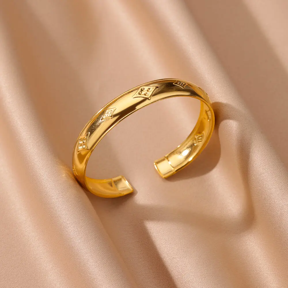 Fashion vintage Gold Color Bracelet For Women Stainless Steel Adjustable Openings Bracelet Vacation party Jewelry Gift
Fashion vintage Gold Color Bracelet For Women Stainless Steel Adjustable Openings Bracelet Vacation party Jewelry Gift
