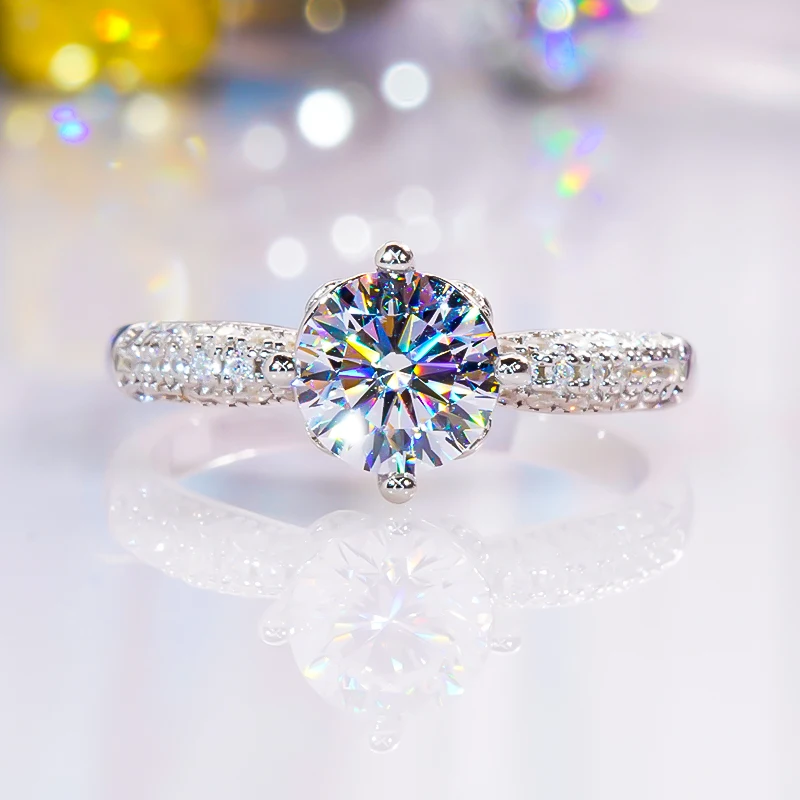 2023 D Color Moissanite Ring 1 Carat S925 Sterling Silver with Platinum Plated Ring Luxury Jewelry for Women Engagement Wedding
2023 D Color Moissanite Ring 1 Carat S925 Sterling Silver with Platinum Plated Ring Luxury Jewelry for Women Engagement Wedding