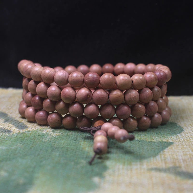 Blood cypress multi-loop Buddhist bead bracelet with a pleasant fragrance, prayer beads for men and women, Chinese-style cultura
Blood cypress multi-loop Buddhist bead bracelet with a pleasant fragrance, prayer beads for men and women, Chinese-style cultura