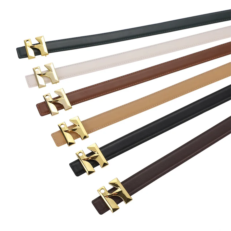 Elegant Ladies H-Buckle Leather Belt Minimalist Design Adjustable Decoration for Blazers Maxi Skirts & Casual Outfits
Elegant Ladies H-Buckle Leather Belt Minimalist Design Adjustable Decoration for Blazers Maxi Skirts & Casual Outfits