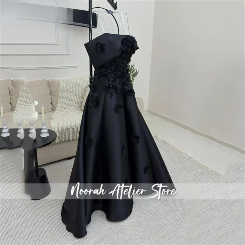 Black Prom Dress Strapless Celebrity Dress Women'S Evening Dresses With Bow And Floral Embroidery Formal Gown Customized
Black Prom Dress Strapless Celebrity Dress Women'S Evening Dresses With Bow And Floral Embroidery Formal Gown Customized