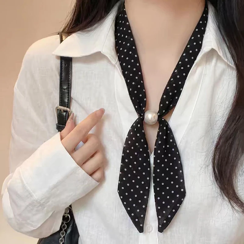 Hot sale New Vitality Bead Scarf Fashion Versatile Silk Scarf Travel Photography Retro Necklace Series Neck Scarf
Hot sale New Vitality Bead Scarf Fashion Versatile Silk Scarf Travel Photography Retro Necklace Series Neck Scarf