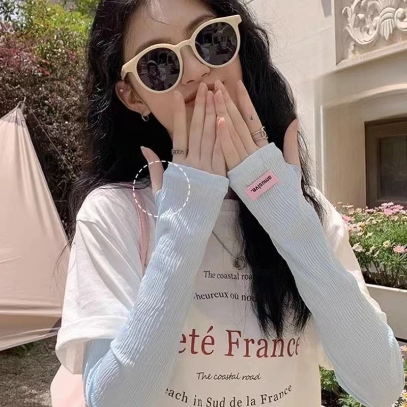 Ice silk ice sleeves for summer sun protection, fashionable sleeves for UV protection, thin arm protection for driving outdoors
Ice silk ice sleeves for summer sun protection, fashionable sleeves for UV protection, thin arm protection for driving outdoors