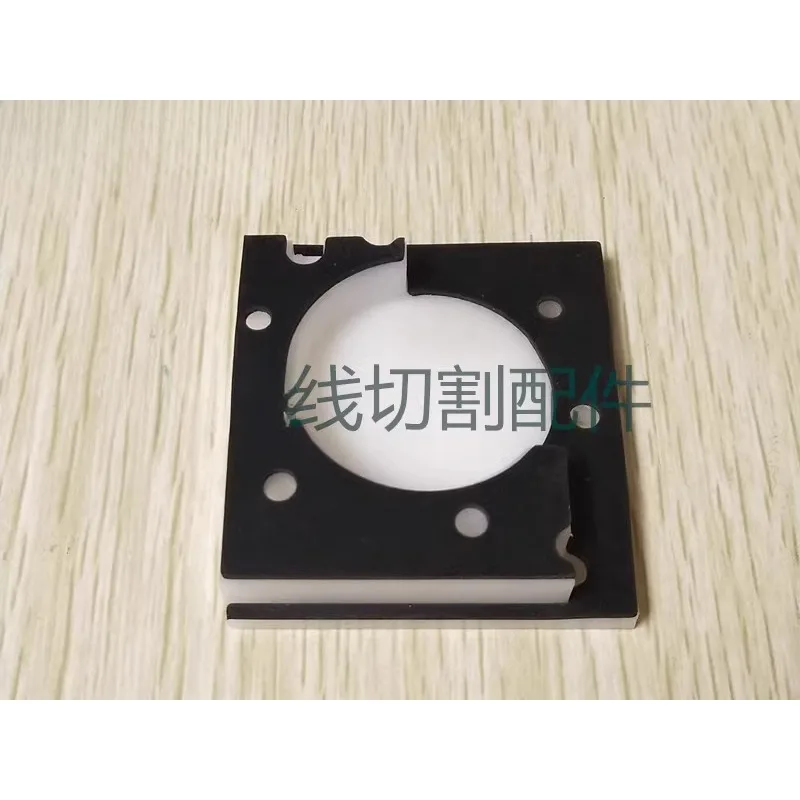 A290-8110-Y780 Guide Base Cover Lower, for Fanuc A2908110Y780, A290.8110.Y780 EDM Cover For Lower Roller Block 60X66X16
A290-8110-Y780 Guide Base Cover Lower, for Fanuc A2908110Y780, A290.8110.Y780 EDM Cover For Lower Roller Block 60X66X16