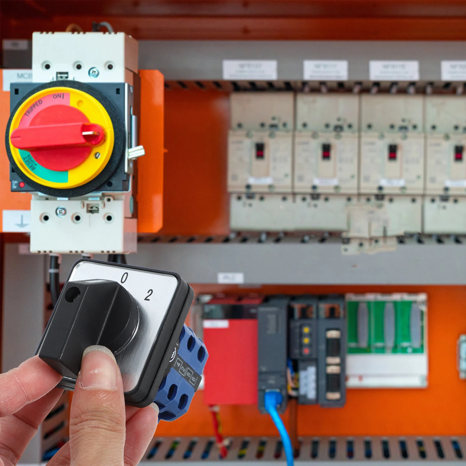 Three-position 550V 20A Rotary Cam Switch Forward Reverse Selector Transfer Changeover Switch Electrical Systems
Three-position 550V 20A Rotary Cam Switch Forward Reverse Selector Transfer Changeover Switch Electrical Systems