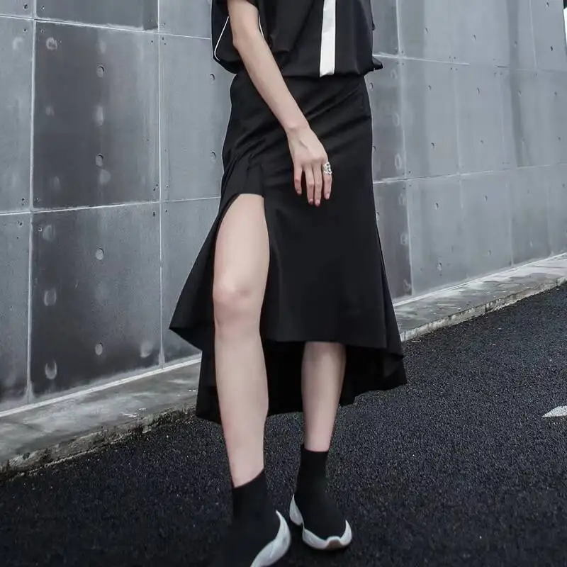 Women's Half-Length Fishtail Skirt Summer New Fashion Trend Dark Irregular Stitching Casual High Waist Large Skirt
Women's Half-Length Fishtail Skirt Summer New Fashion Trend Dark Irregular Stitching Casual High Waist Large Skirt