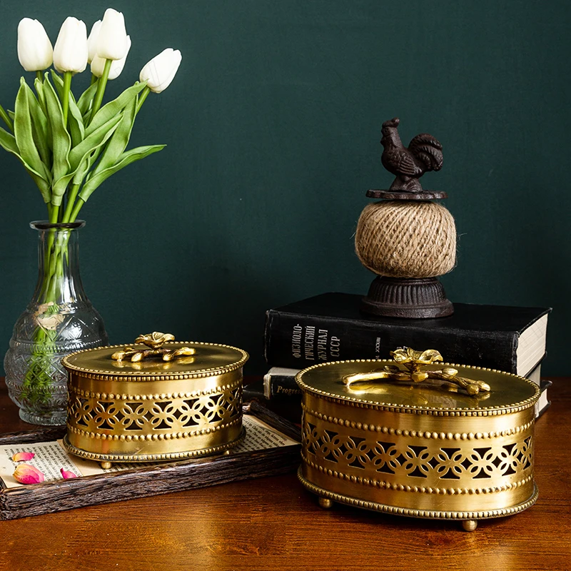 Handmade Brass Storage Jar with Lid Copper Coin Hollow Decorative Bedroom Jewelry Organizer Retro Home Decoration Ornaments
Handmade Brass Storage Jar with Lid Copper Coin Hollow Decorative Bedroom Jewelry Organizer Retro Home Decoration Ornaments