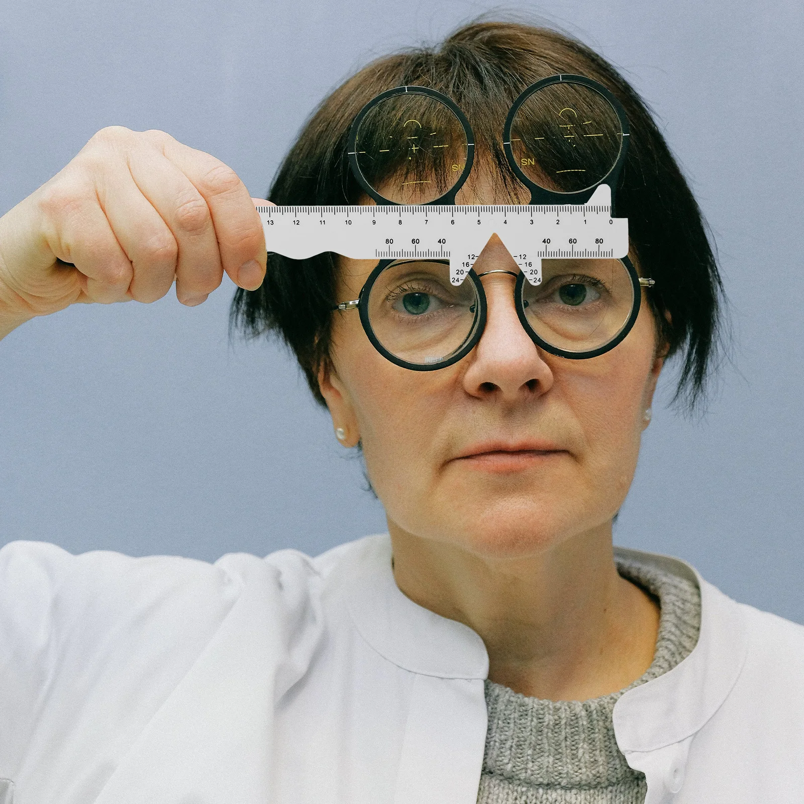 2 Pcs Measuring Pupillary Distance Lens Ruler Pd Measurement Tool Optical Meter 
2 Pcs Measuring Pupillary Distance Lens Ruler Pd Measurement Tool Optical Meter