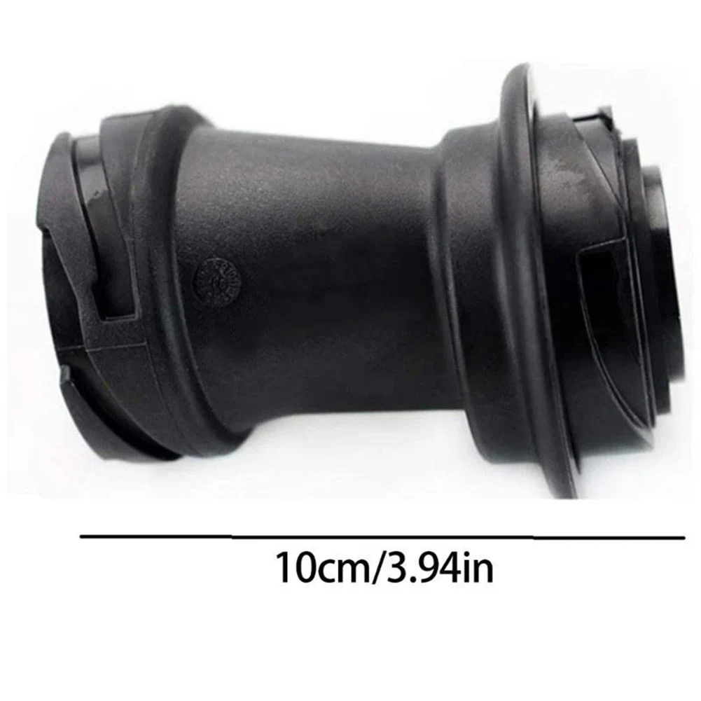 Engine Oil Filling Connection Neck Pipe With Cap OEM 06K103281B,05E103485B For A3 For A4 A5 For A6 Q3 Q5 For Q7 For Golf
Engine Oil Filling Connection Neck Pipe With Cap OEM 06K103281B,05E103485B For A3 For A4 A5 For A6 Q3 Q5 For Q7 For Golf